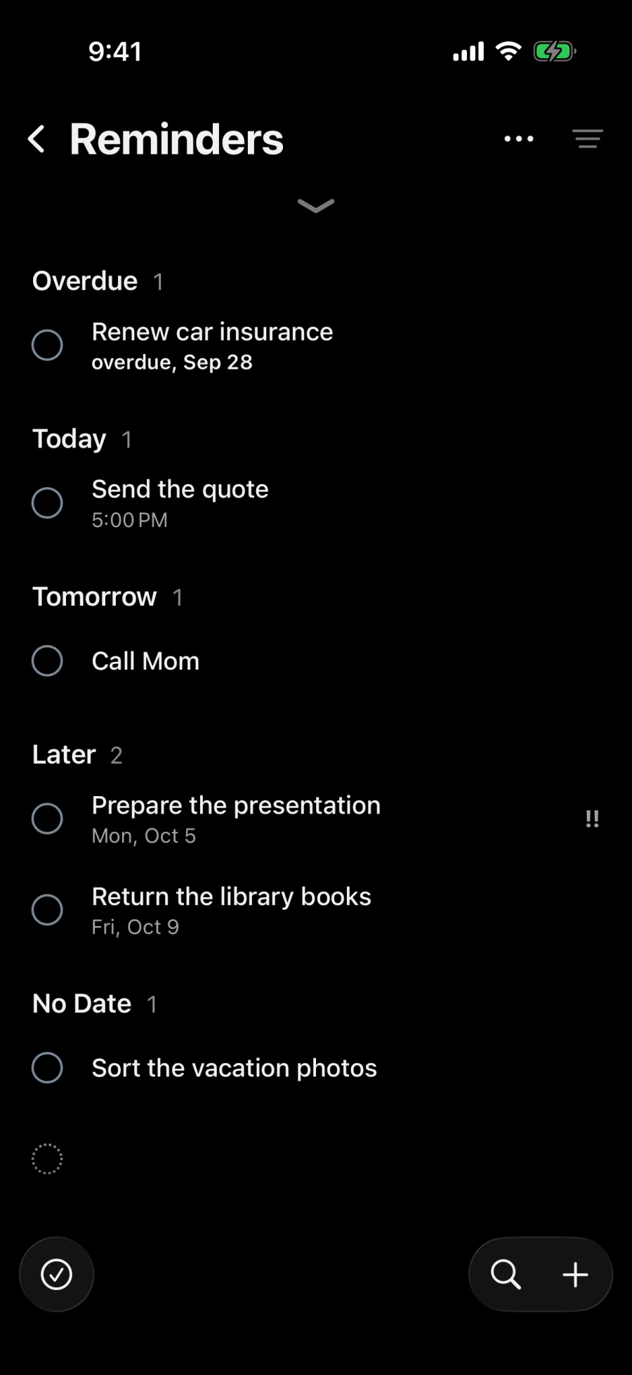Reminders: Send the quote swiped aside, offering Tomorrow, Weekend and Week.